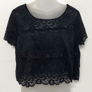 3 for $25- Le Senza Stretcy Black Lace Top, Size Large